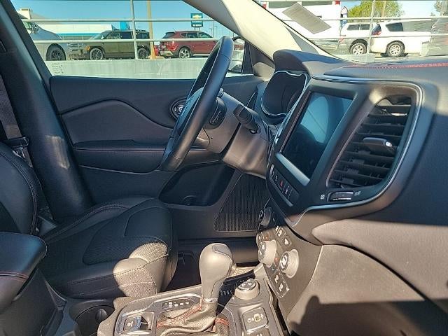 2020 Jeep Cherokee Trailhawk