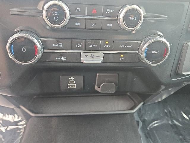 2025 Ford F-150 XLT - Photo 31
