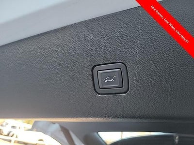 2023 Chevrolet Traverse LT