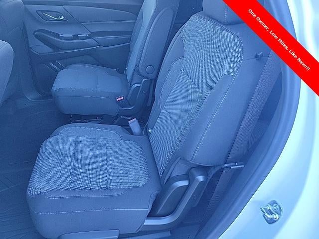 2023 Chevrolet Traverse LT