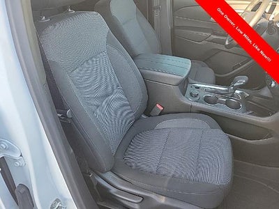 2023 Chevrolet Traverse LT