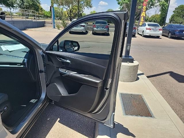 2024 Cadillac XT4 Sport - Photo 18
