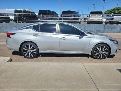2022 Nissan Altima 2.5 SR
