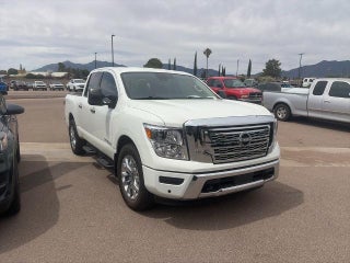 2024 Nissan Titan SV