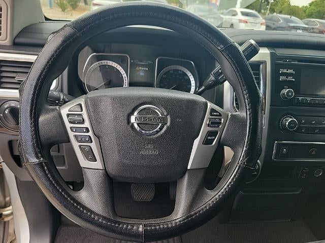 2017 Nissan Titan SV