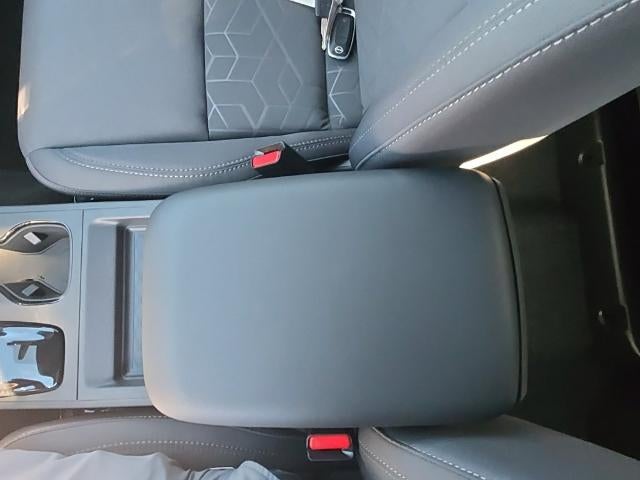 2027 Nissan Frontier Crew Cab SV