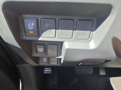 2027 Nissan Frontier Crew Cab SV