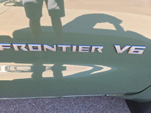 2027 Nissan Frontier Crew Cab SV
