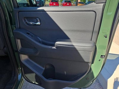 2027 Nissan Frontier Crew Cab SV