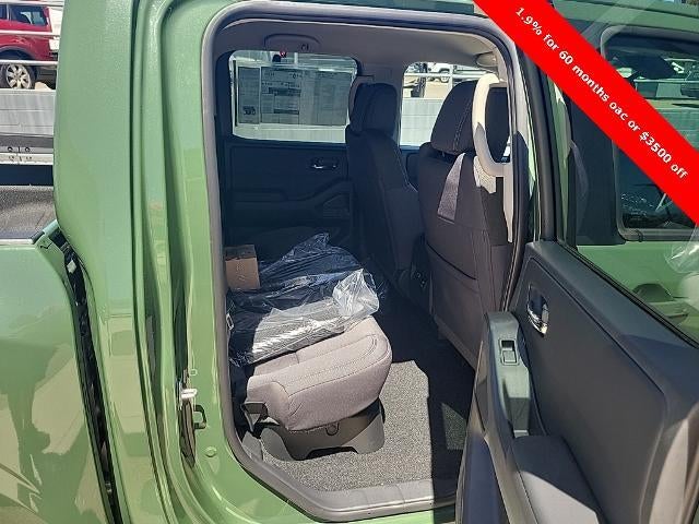 2025 Nissan Frontier Crew Cab SV