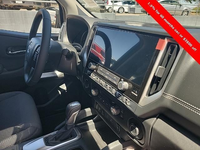 2025 Nissan Frontier Crew Cab SV