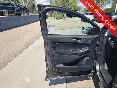 2020 Ford Edge SE