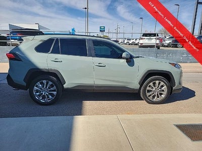 2019 Toyota RAV4 XLE Premium