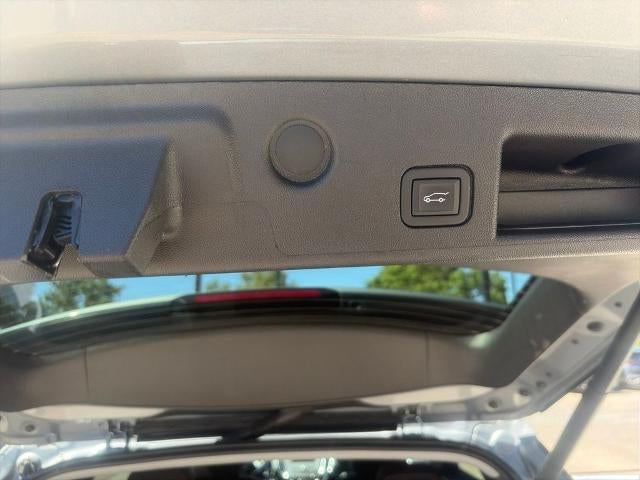 2024 Chevrolet Equinox LT - Photo 11