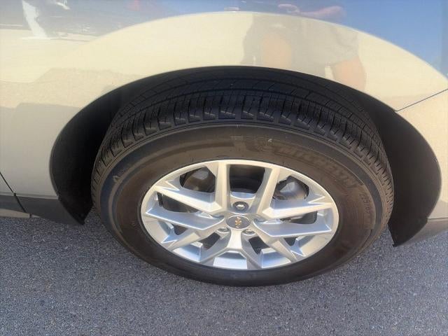 2024 Chevrolet Equinox LT - Photo 34