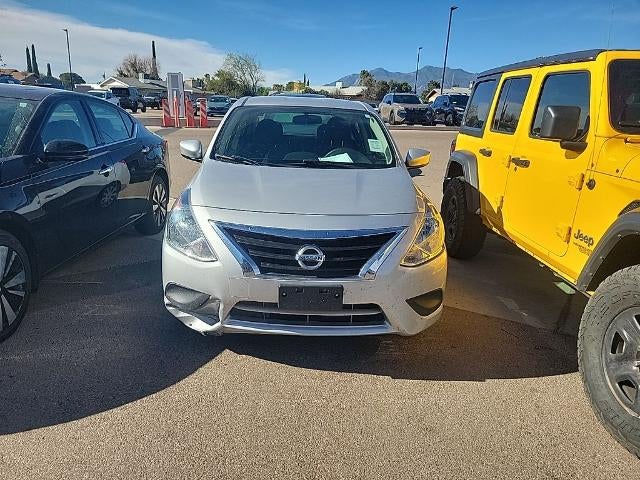 2019 Nissan Versa 1.6 SV CVT's photo