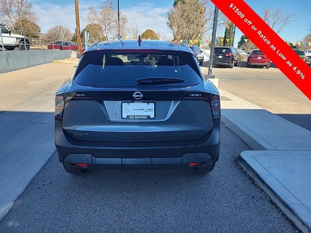 2025 Nissan Kicks SV