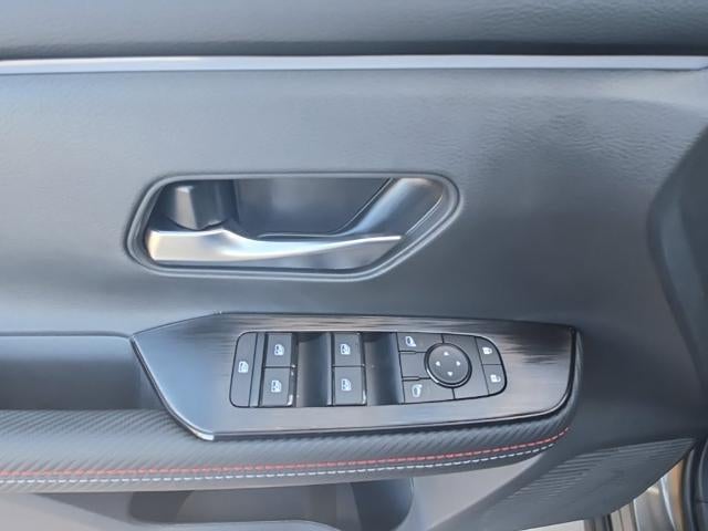 2027 Nissan Kicks SR