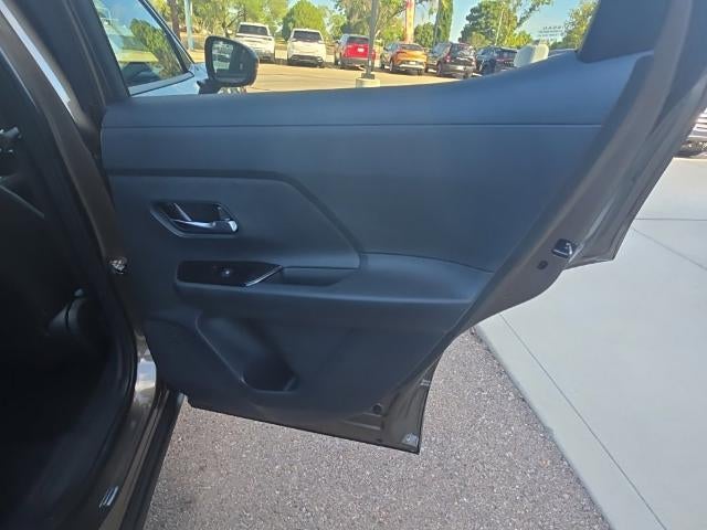 2027 Nissan Kicks SR