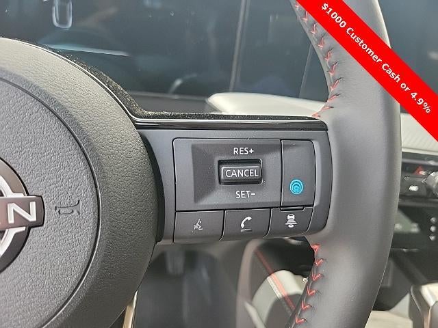 2025 Nissan Kicks SR