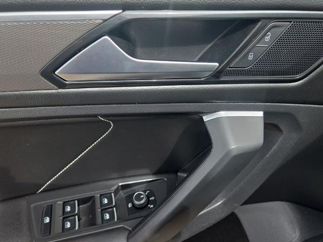 2023 Volkswagen Tiguan SE R-LINE BLACK - Photo 21