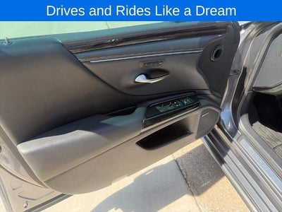 2019 Lexus ES 300h 300h
