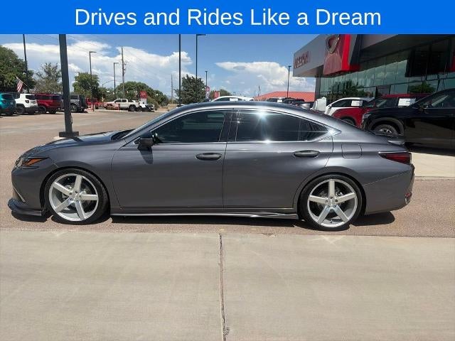 2019 Lexus ES 300h 300h
