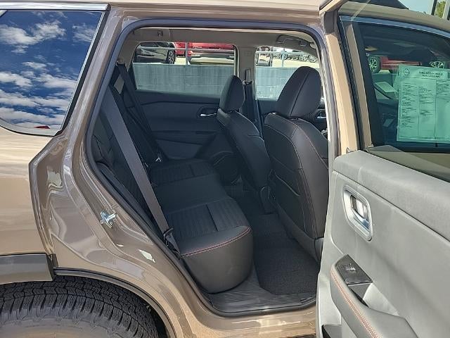 2026 Nissan Rogue 2026.5 AWD Rock Creek