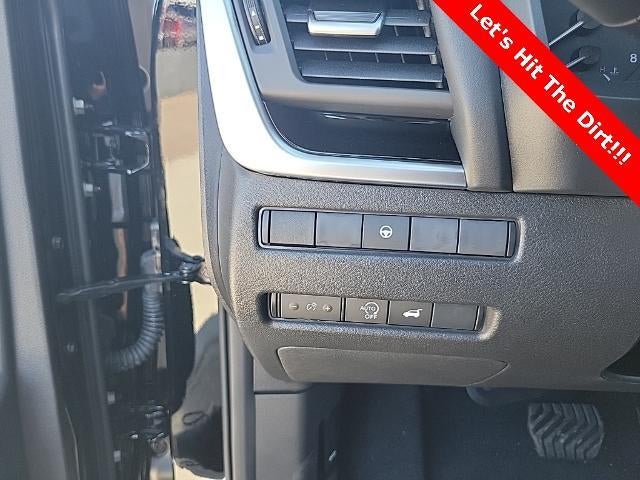 2026 Nissan Rogue Rock Creek®