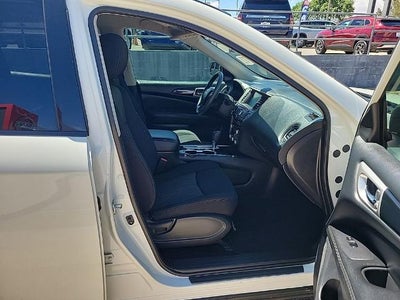 2018 Nissan Pathfinder S