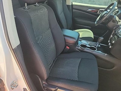 2018 Nissan Pathfinder S