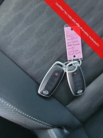 2024 Nissan Pathfinder SV