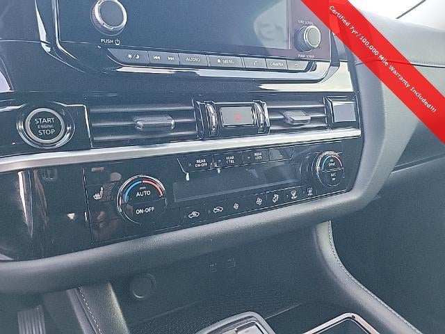 2024 Nissan Pathfinder SV