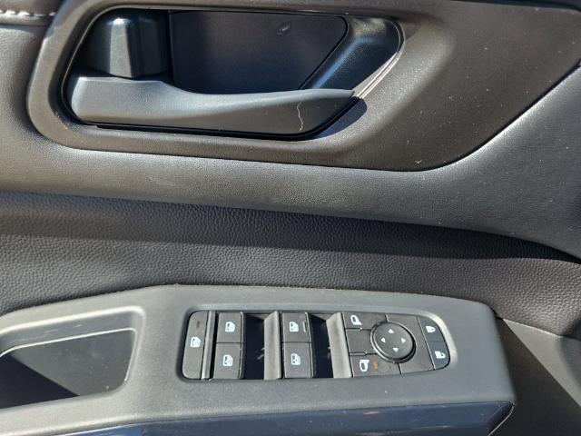 2024 Nissan Pathfinder SV - Photo 24