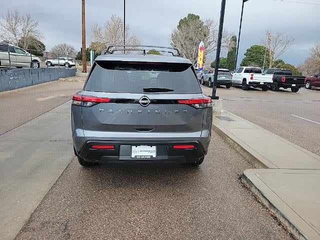 2026 Nissan Pathfinder SV