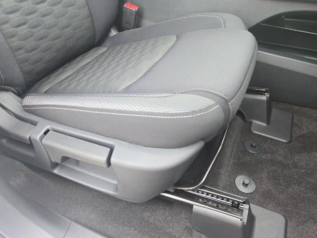 2026 Nissan Pathfinder SV 2WD