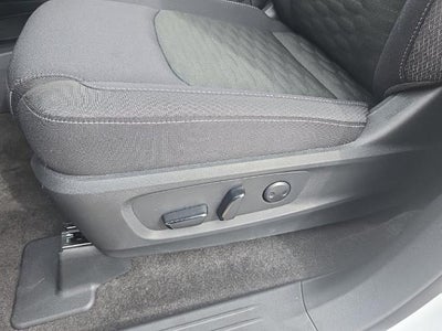2026 Nissan Pathfinder SV 2WD