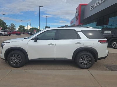 2026 Nissan Pathfinder SV 2WD