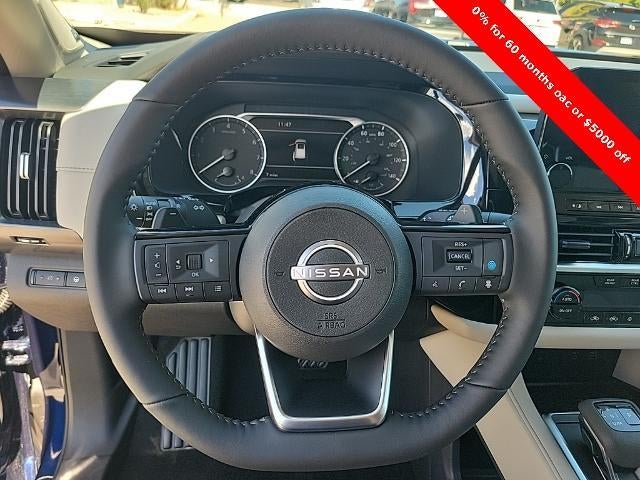 2025 Nissan Pathfinder SL