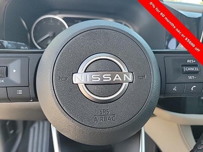 2025 Nissan Pathfinder SL