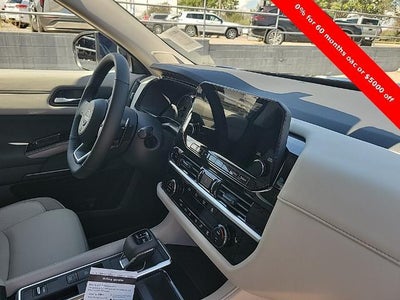 2025 Nissan Pathfinder SL