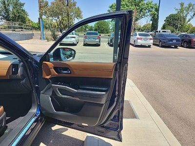 2022 Nissan Pathfinder Platinum