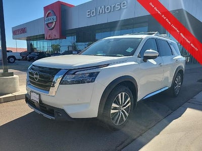2022 Nissan Pathfinder Platinum