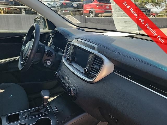 2020 Kia Sorento LX
