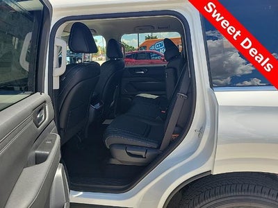 2026 Nissan Armada SV