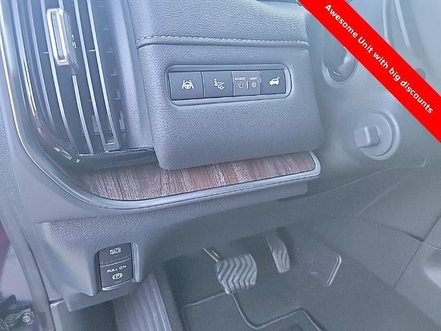 2025 Nissan Armada Platinum