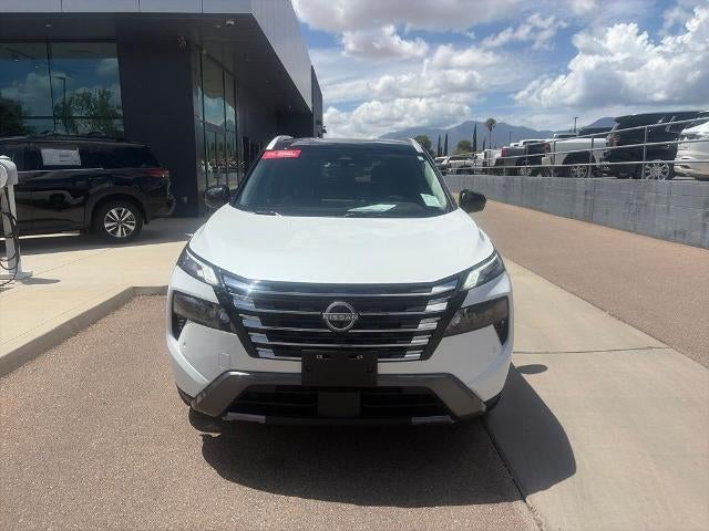 2025 Nissan Rogue SL - Photo 2