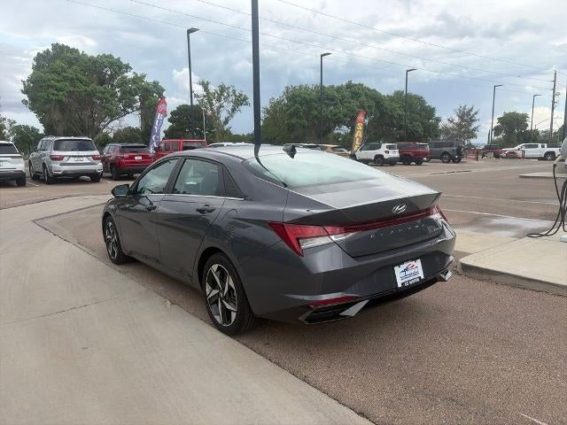 2023 Hyundai ELANTRA Limited