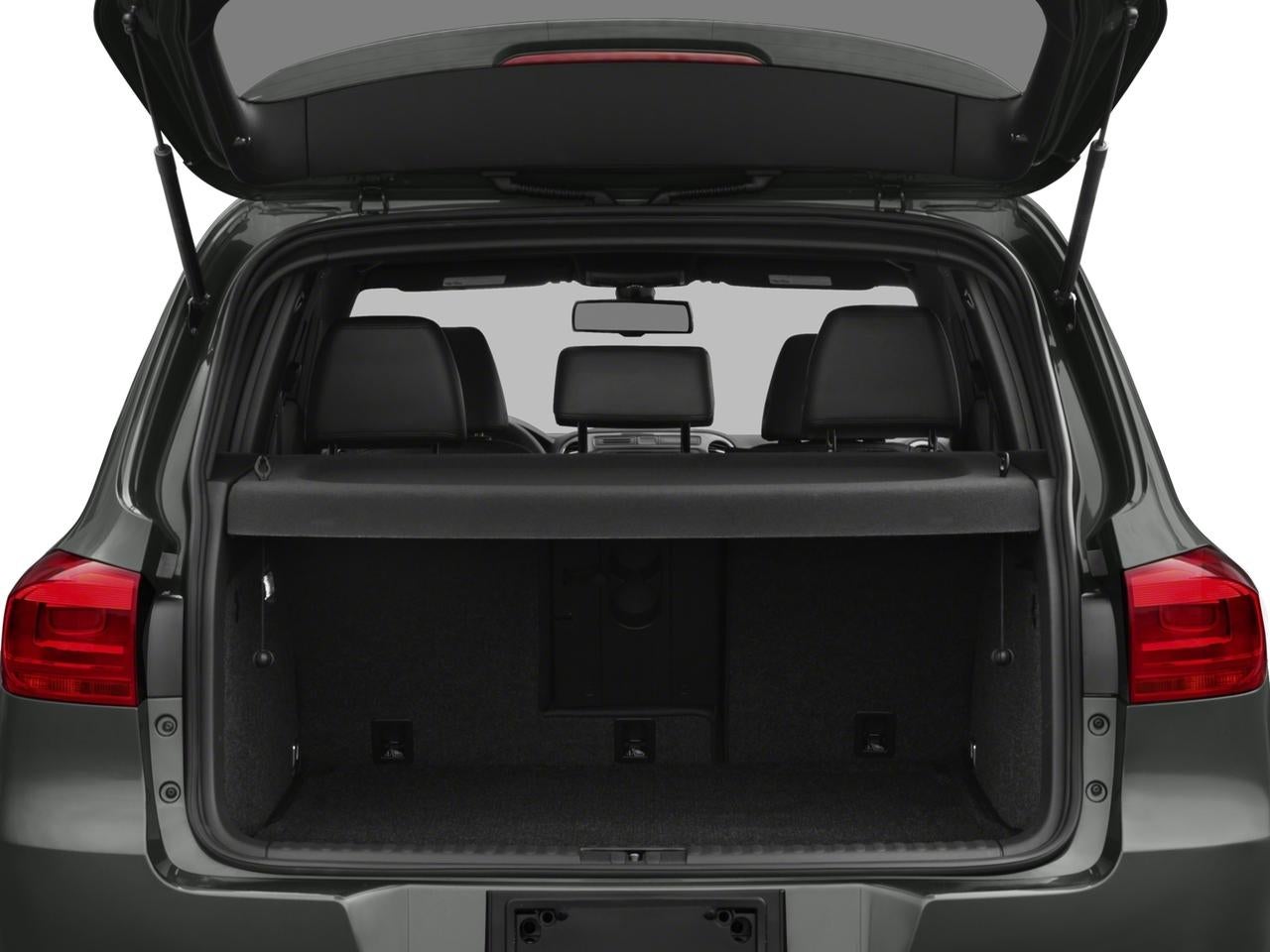 2016 Volkswagen Tiguan Base