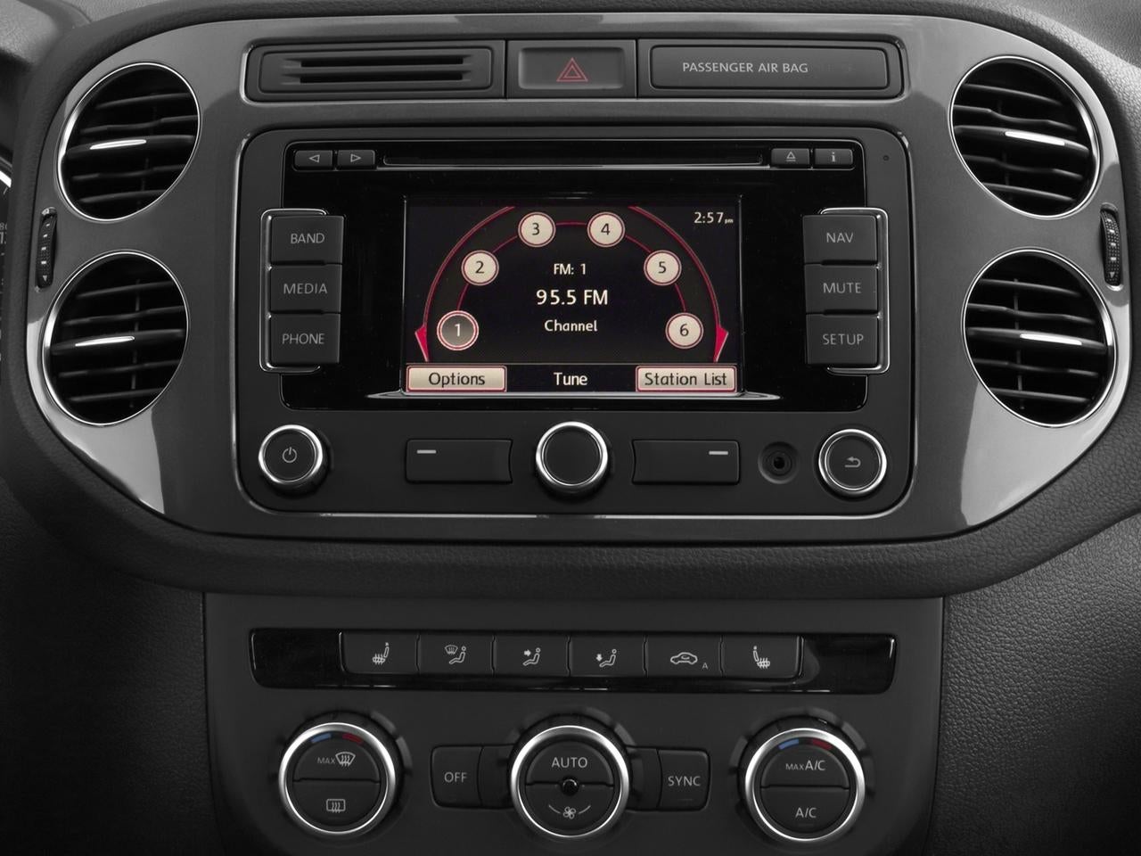 2016 Volkswagen Tiguan Base